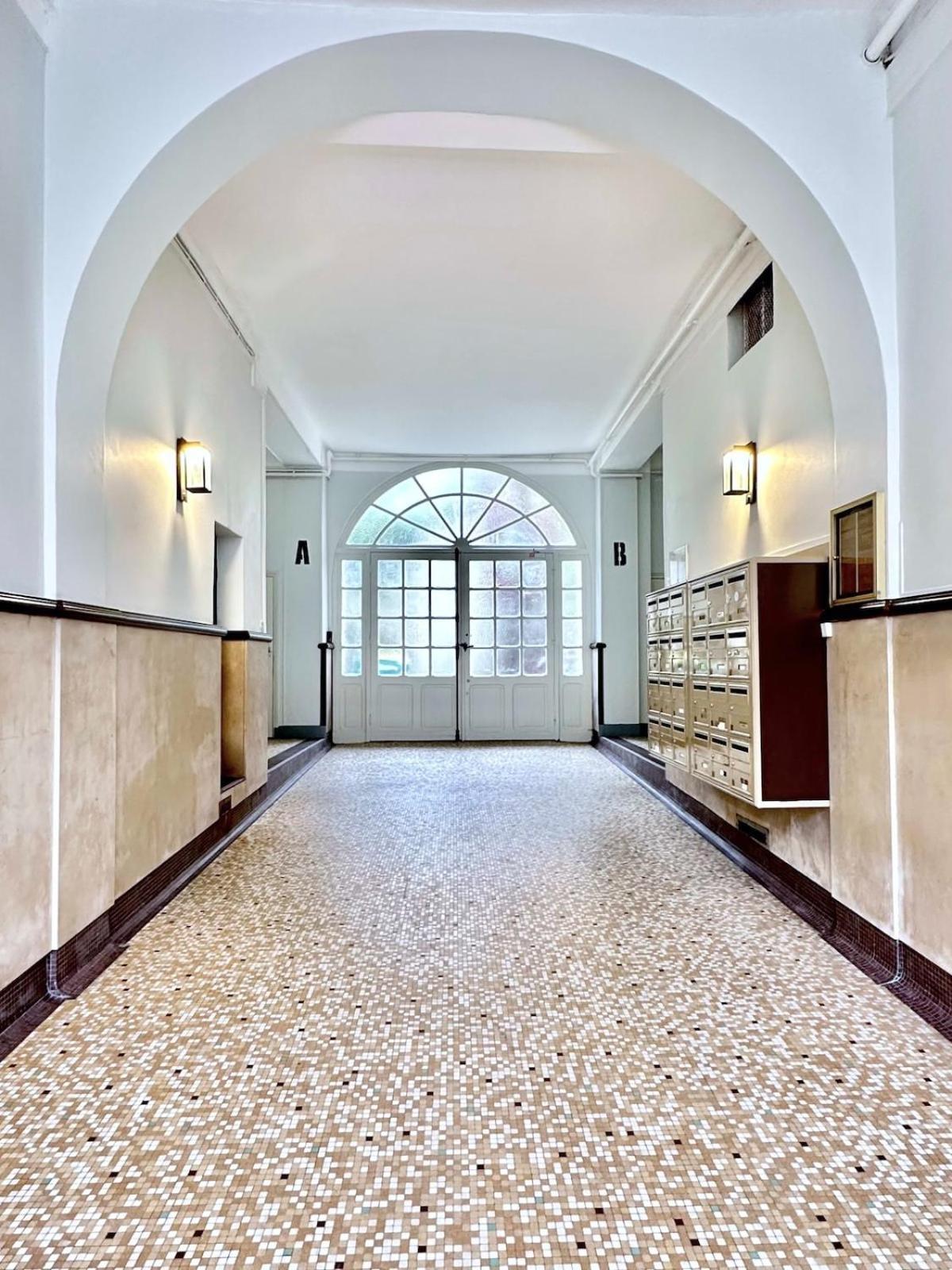 Beautiful Apartment Near Grands Boulevards Paris Bagian luar foto